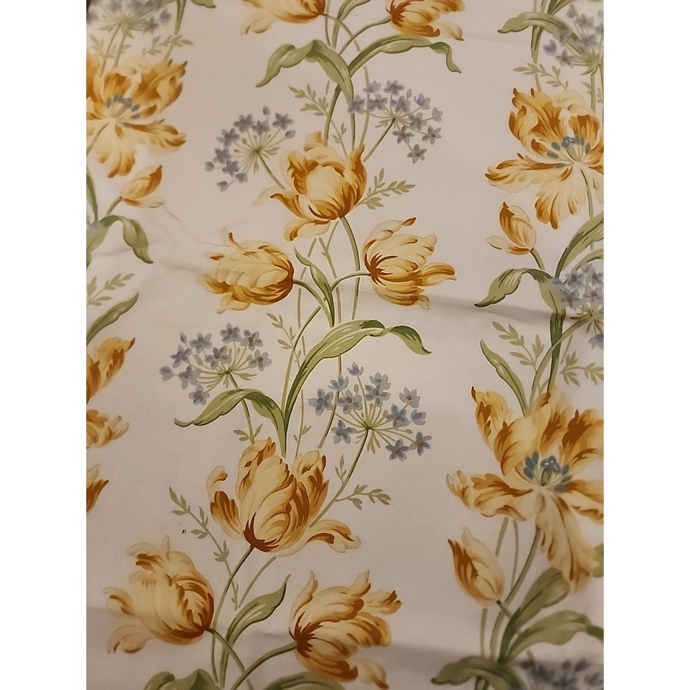 Jane Churchill Limited Fairbourne Tulips England Fabric Floral Lot Table Runners
